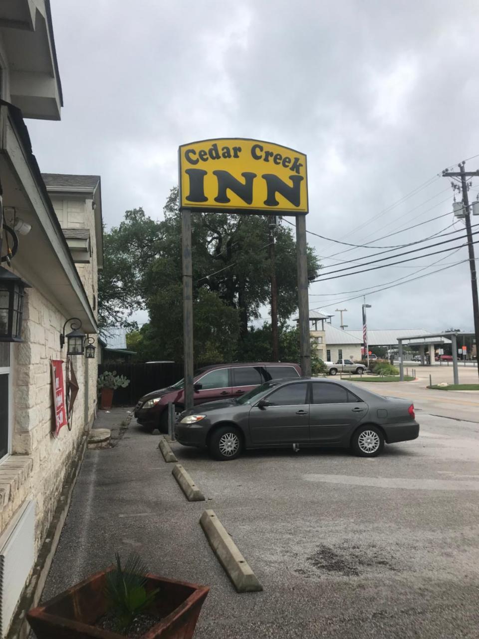 Cedar Creek Inn Bertram Eksteriør bilde